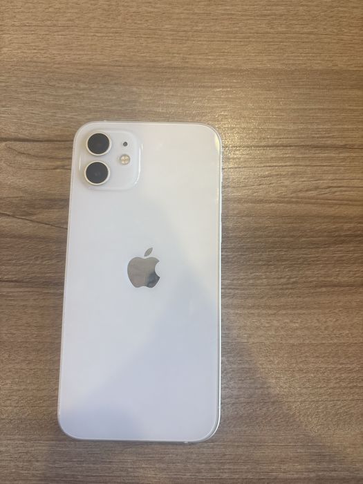 iphone 12 em boas condições