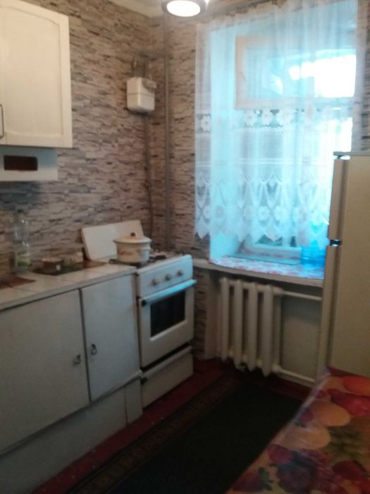 Здам 1 к-ну квартиру для одного хлопця . Ювілeйний.