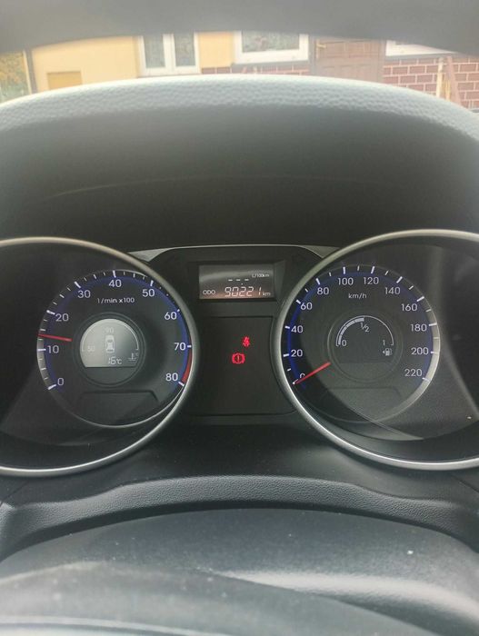 Samochód osobowy HYUNDAI IX35