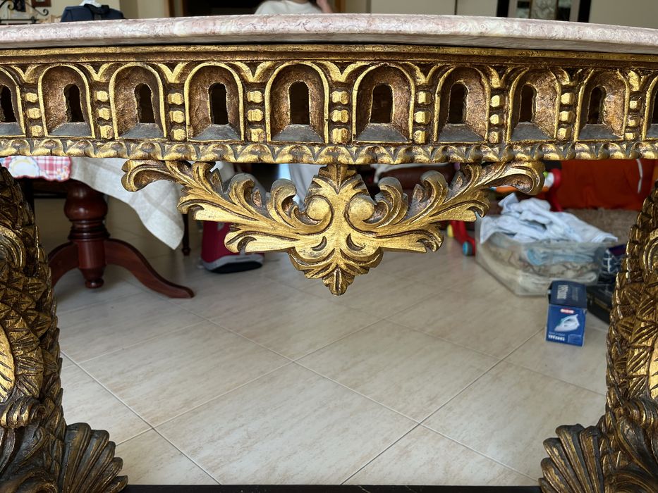 Movel de entrada Vintage Oriental com granito rosa