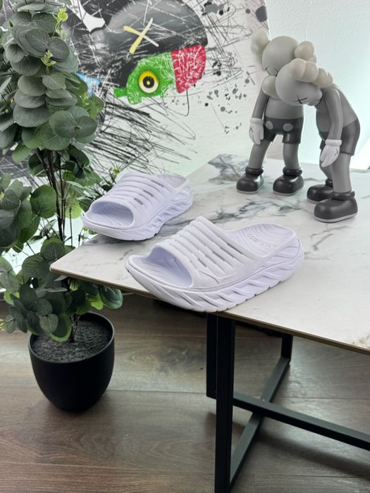 Тапочки шльопки Hoka Ora Recovery 35 розмір Е14701