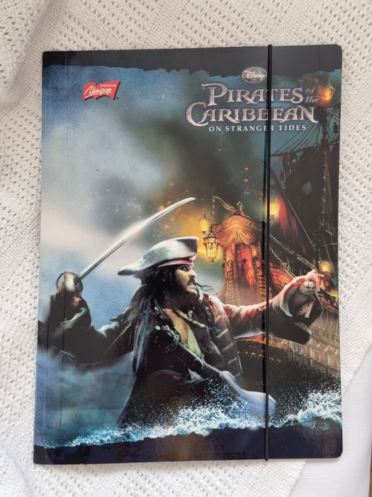 Teczka A4 z gumką Piraci z Karaibów