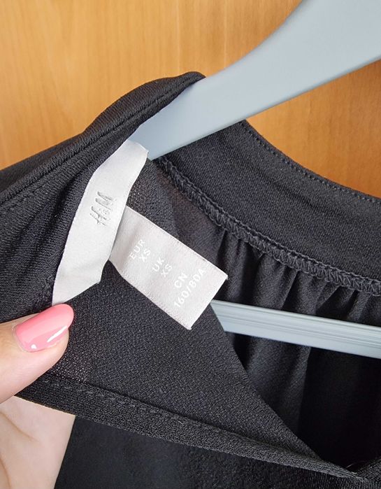 Blusa preta H&M, tamanho XS