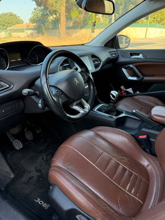 Peugeot 308 SW 1.6 HDI full extras