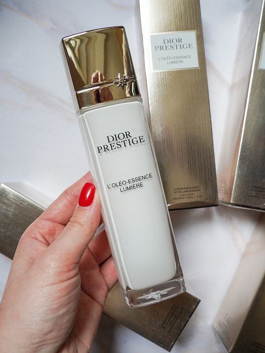 Тонік-есенція лосьйон Dior Prestige L’Oléo-Essence Lumière