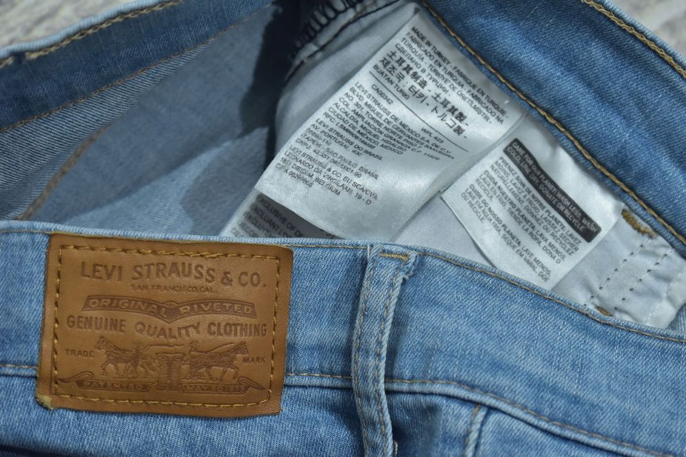 Levis 720 High Rise Super Skinny Spodnie Damskie Jeansy W28 L30