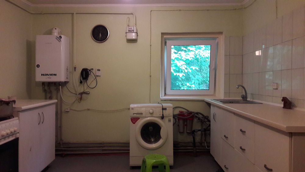 Будинок. Сумська обл. Конотопський р-н. с. Мутин