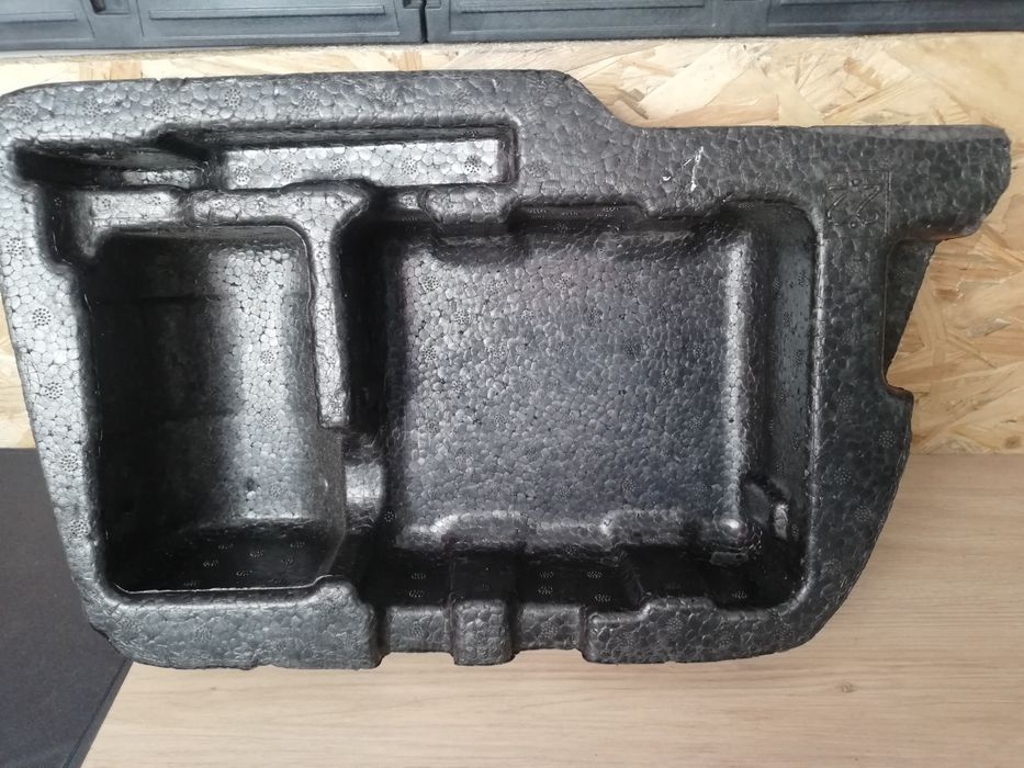 Opel mokka styropian bagażnika wkład kompresora