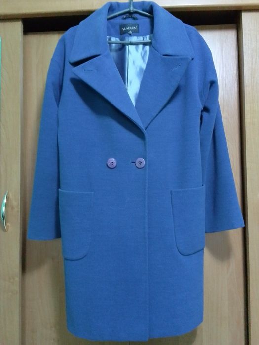 Пальто женское кашемировое демисезонное