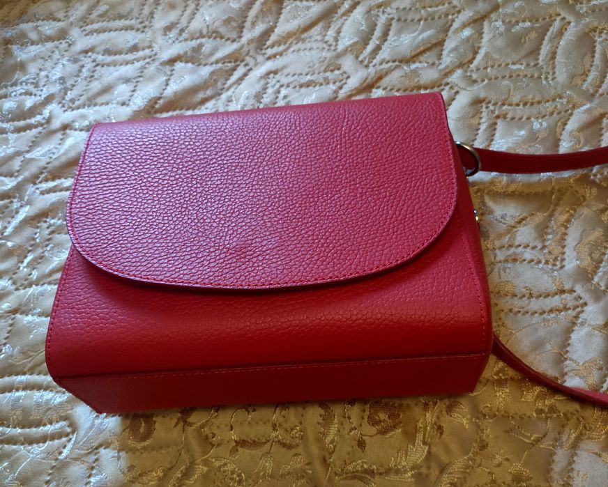 Шкіряна сумочка кросс-боді