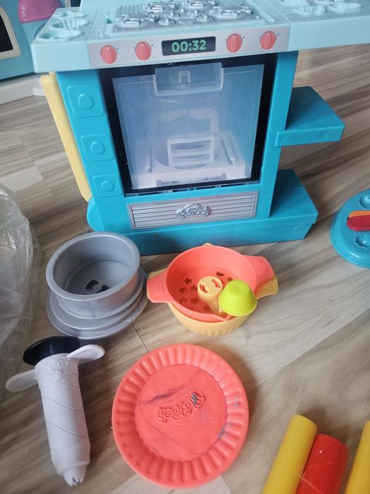 Duży zestaw do ciastoliny - PlayDoh, Smiki i inne