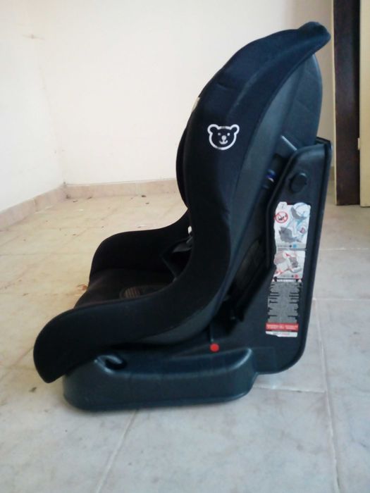 Objectos para bebe, cadeiras de refeição e auto transporte e carrinho de bebe,