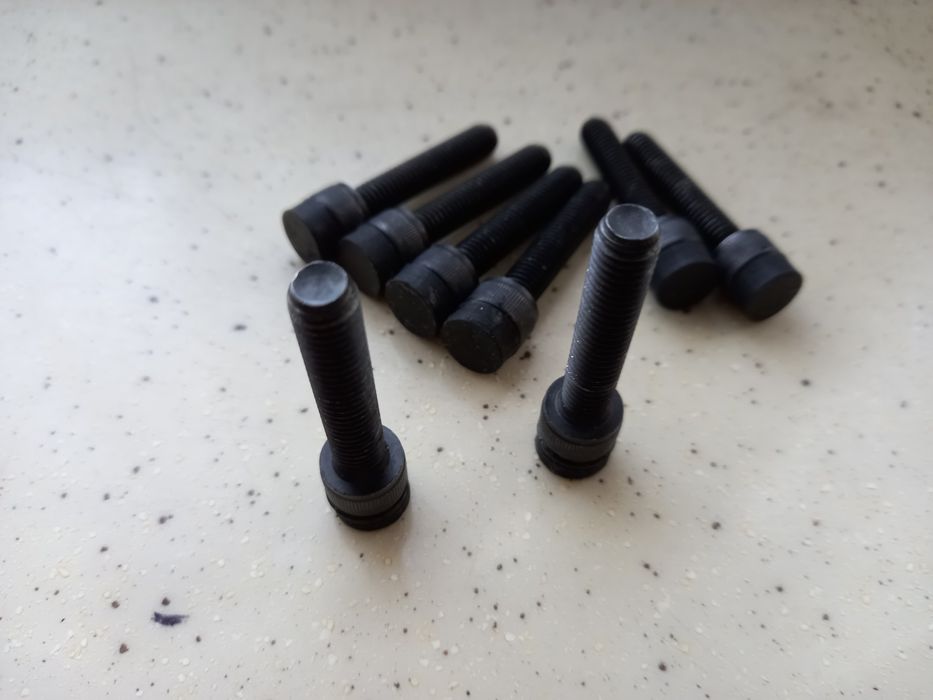 Nóżki wkręcane M8 x 40 mm