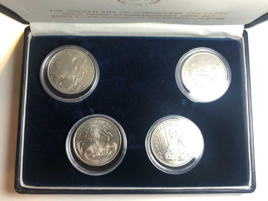 200 Escudos Estojo 10ª Série completa em Cuproniquel