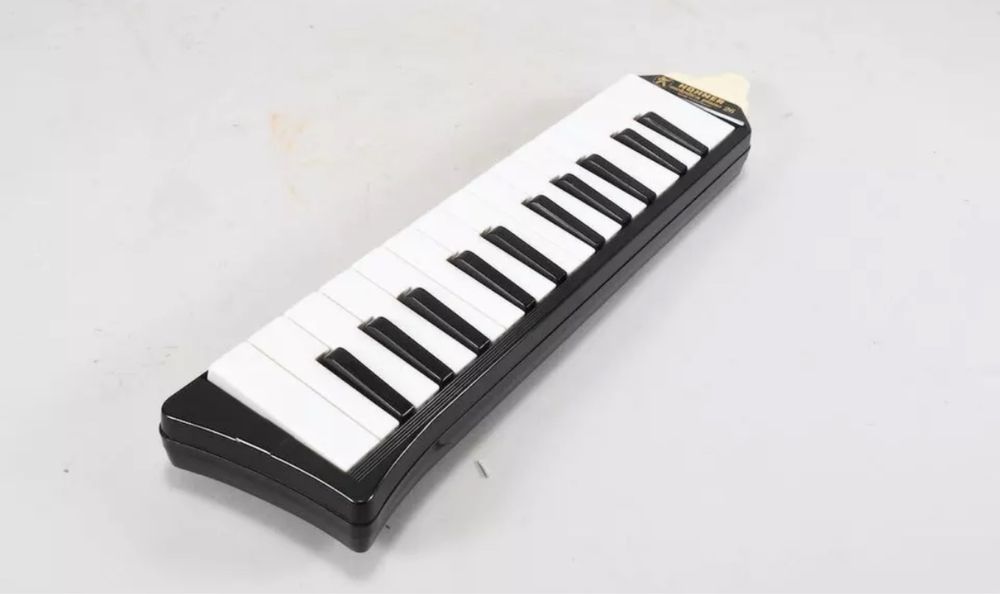 Melódica piano 26 Hohner anos 50
