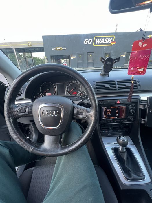 Продам Audi A4 B7