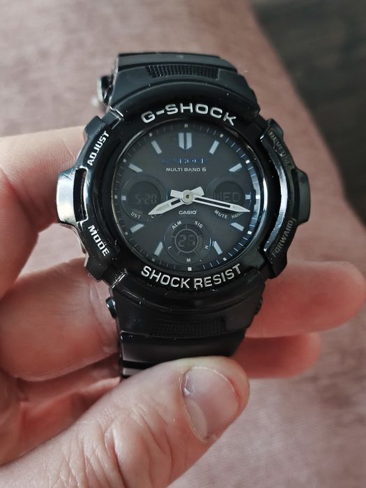 Casio AWG-M 100 sam zegarek