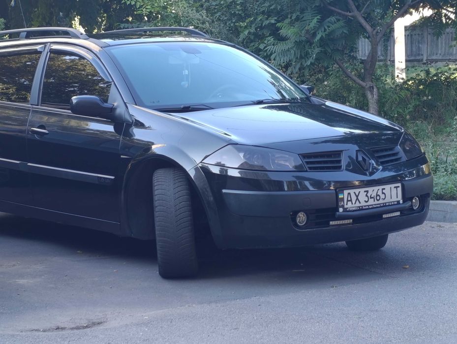 Автомобіль Рено Меган
