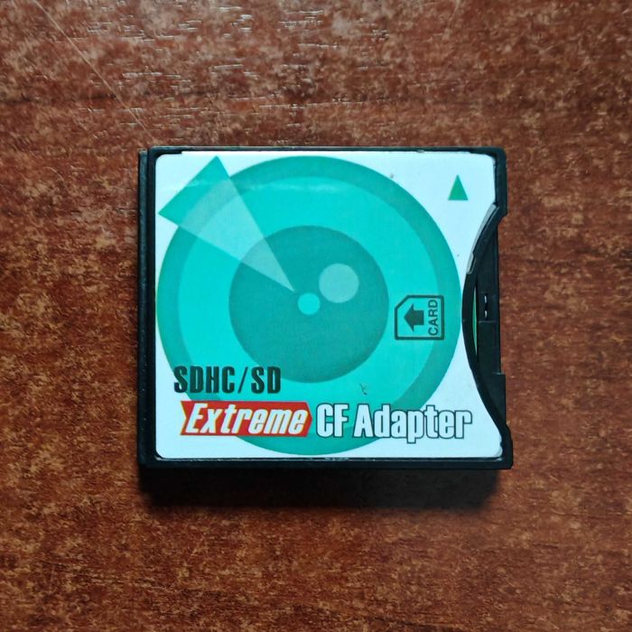 Adapter kart SD na CF SDHC SDXC