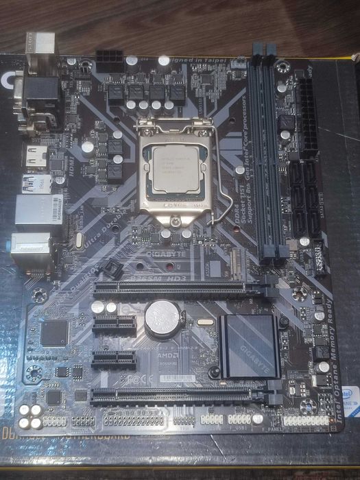 комплект Gigabyte B365M + Intel Core i5-9400