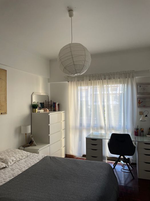 Quarto para arrendar
