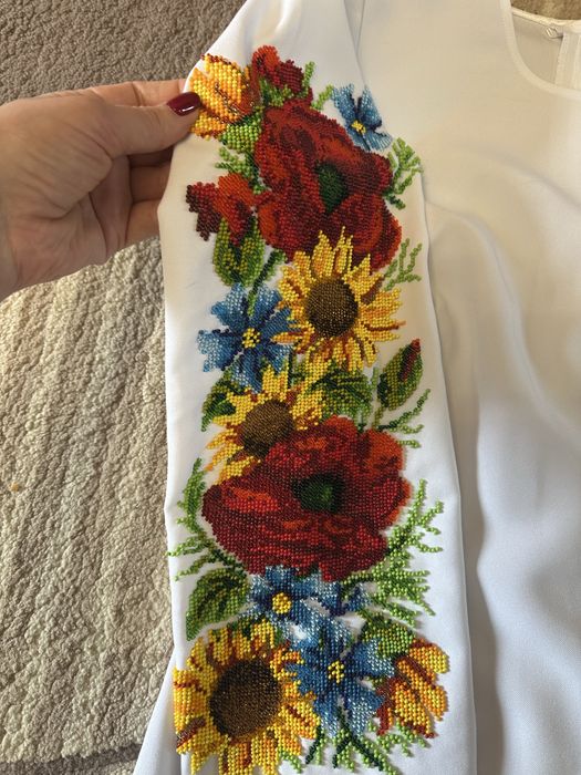 Вишиванка, вишите плаття