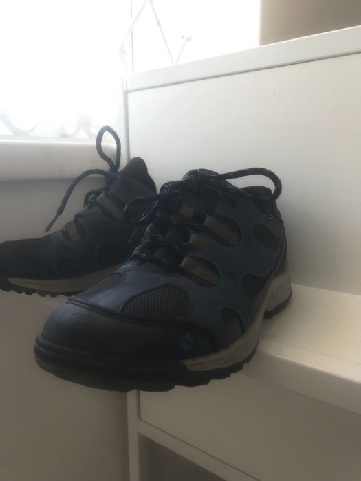 Jack Wolfskin ………….