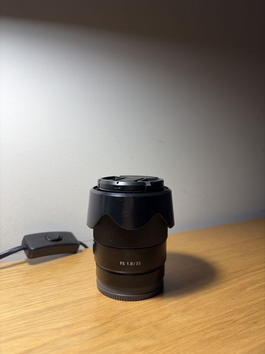 Sony A7 III + Sony 35mm f/1.8 + filtros | Kit completo