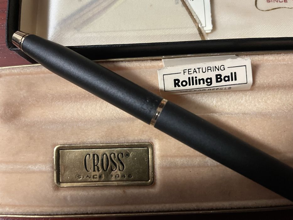 Vendo esferográfica  rolling ball da Cross
