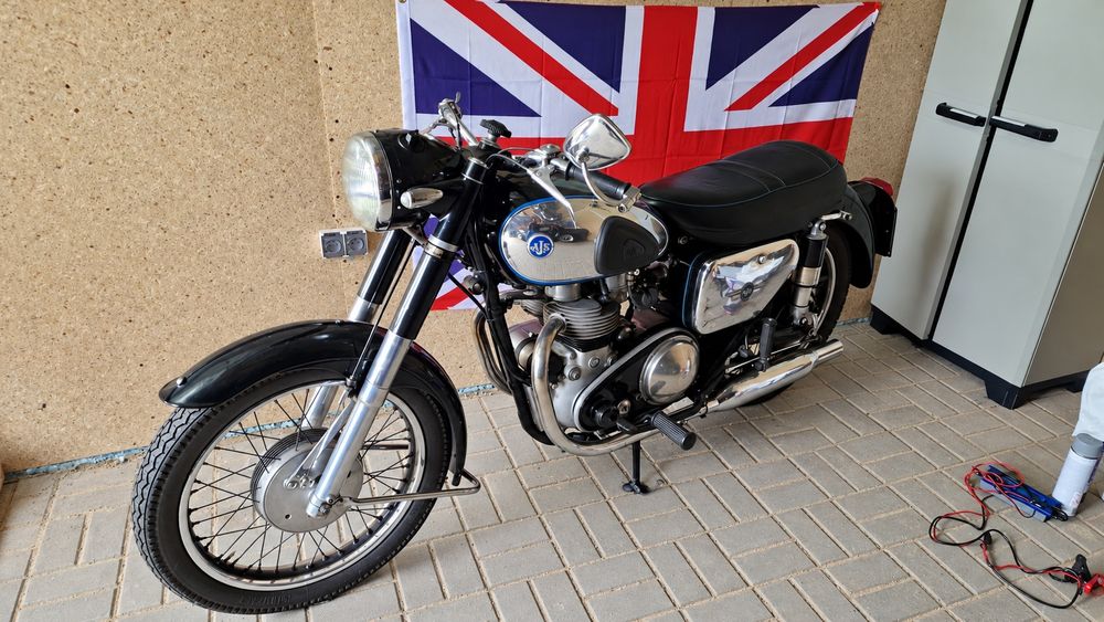 Ajs