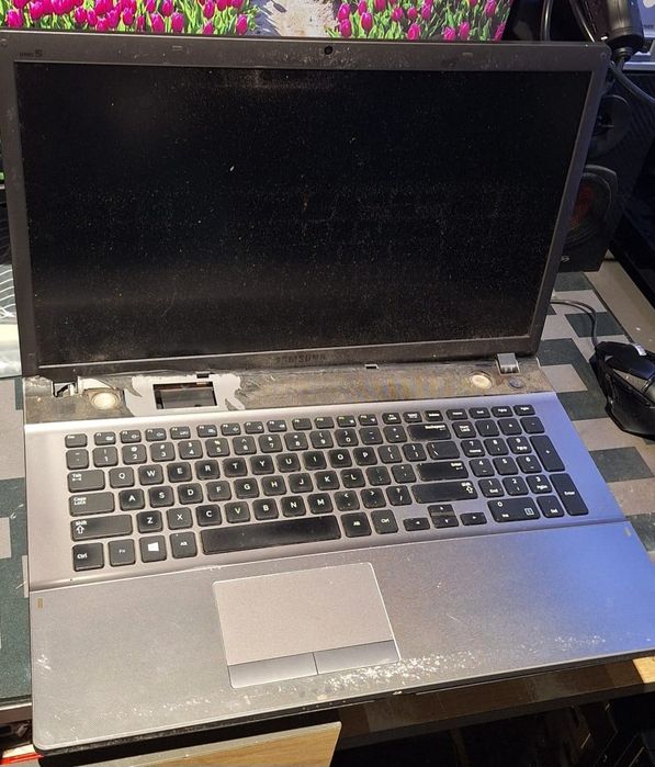 Laptop Samsung NP55P7C-T01PL