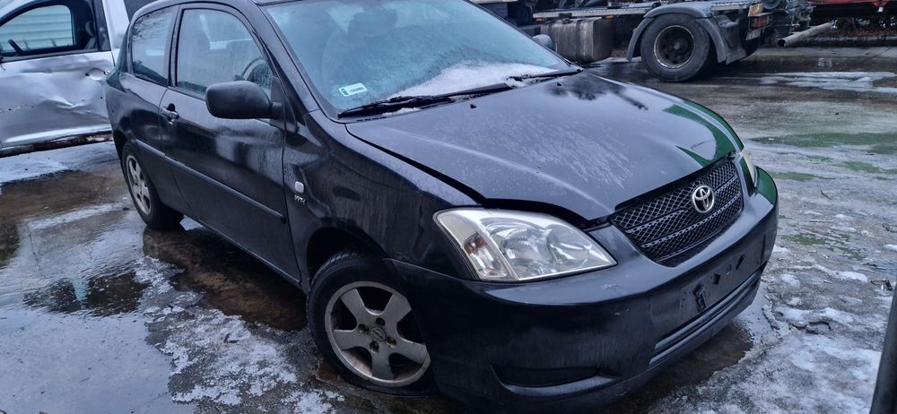 Części Toyota Corolla E12 1.4 VVTI Silnik Drzwi Maska Lampa Skrzynia