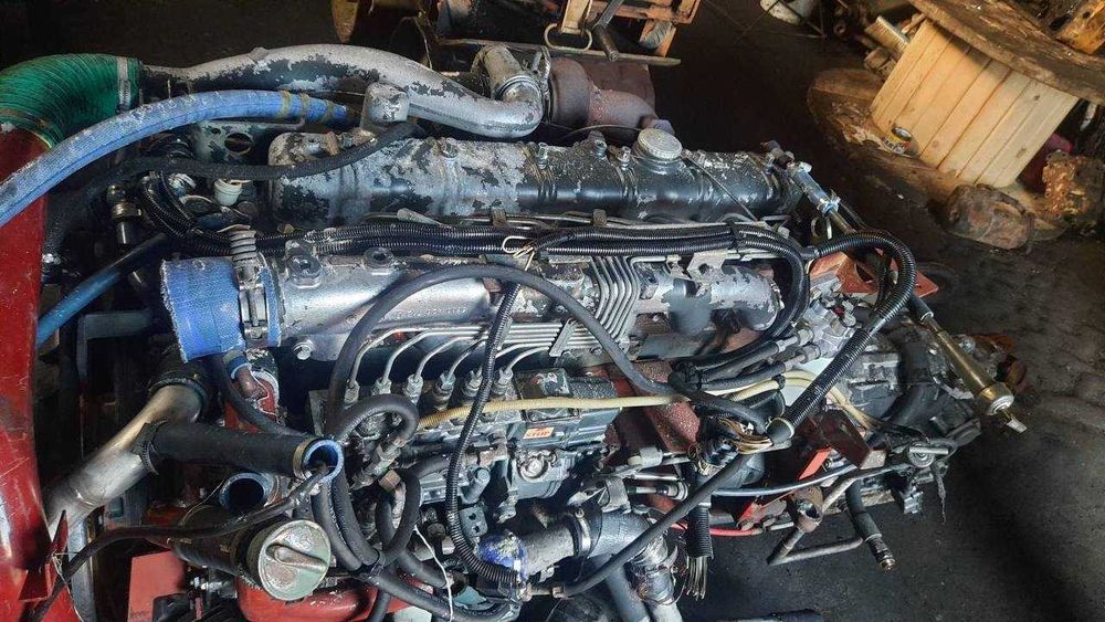 Для Зіл Урал Камаз двигун Renault Midliner 150к.с. перша комплектність