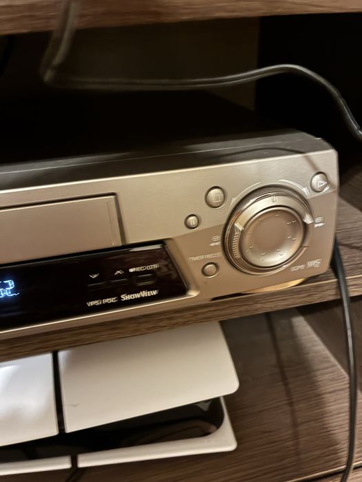 Magnetowid Panasonic NVFJ760