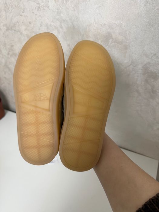 Продам Лофери Zara