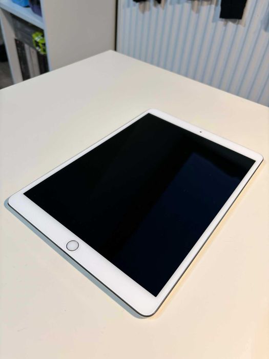 iPad Tablet Apple Pro 10.5-inch 64gb silver