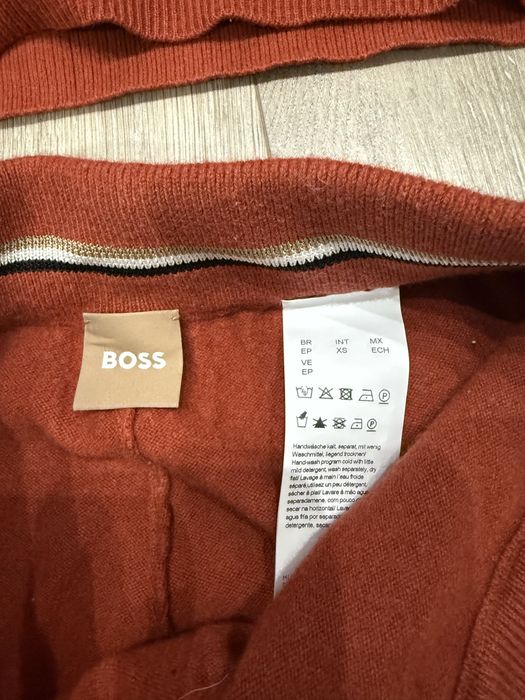 Теплый костюм boss , кашемировый , вязаный