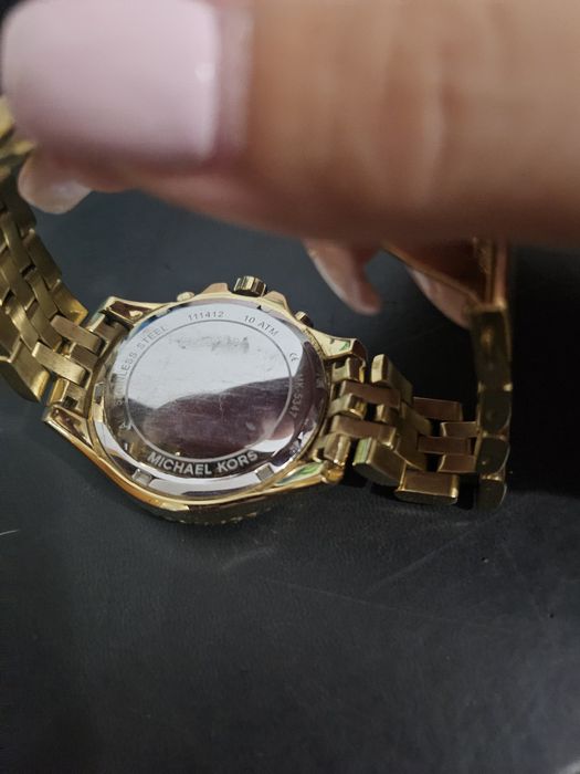 Relógio dourado Michael Kors