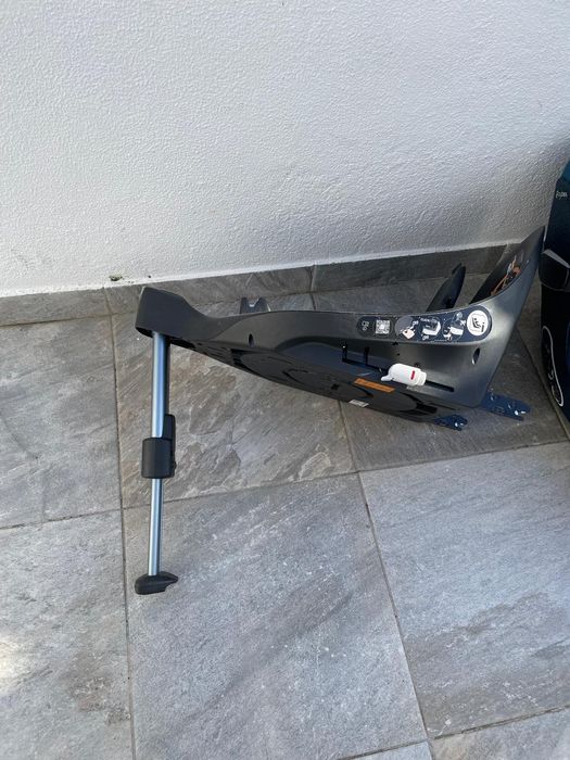 Cadeira auto Cybex com base (até 18 kg)