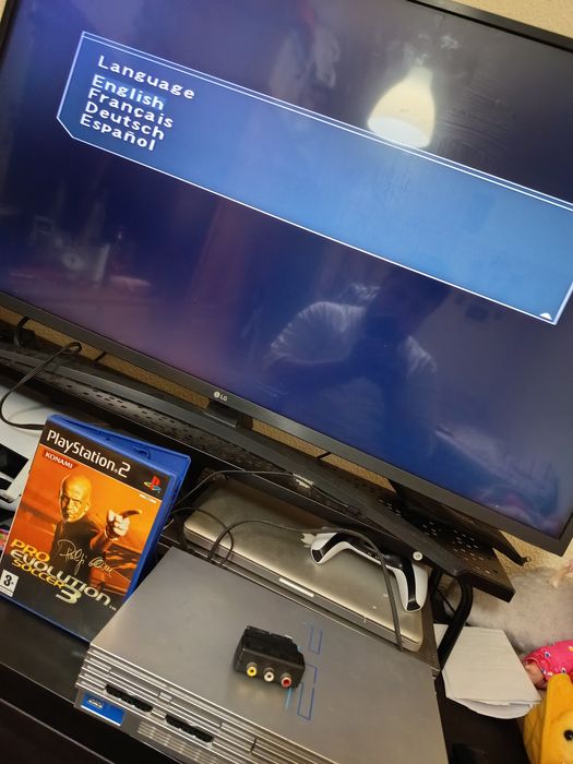 Consola PlayStation 2 a funcionar