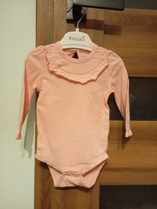Body bawełniane z długim rękawem 68 z falbanką