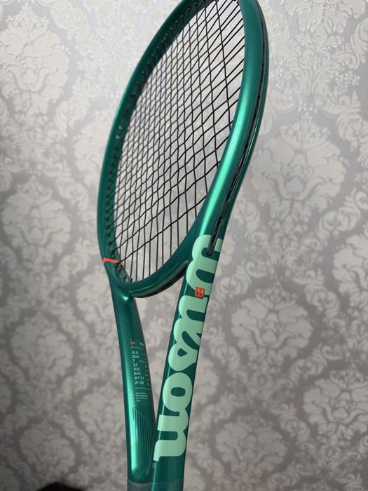 Wilson Blade 100 v10 300