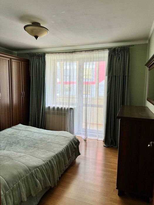 Здам чудову 2х кімнатну квартиру на Виставці!