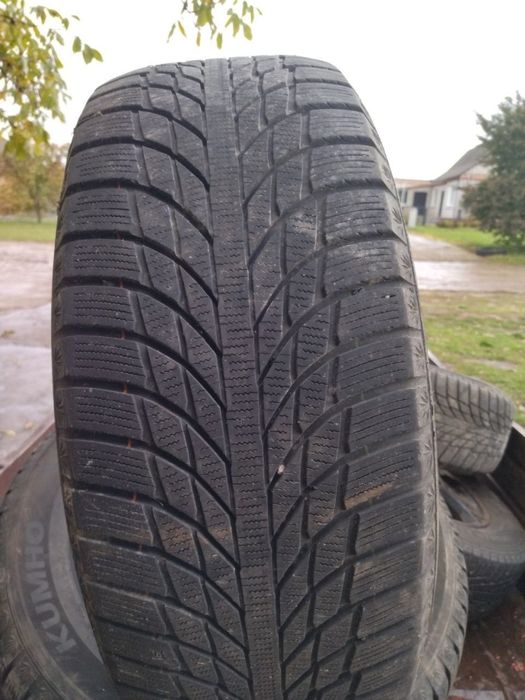 Шини, резина на 17