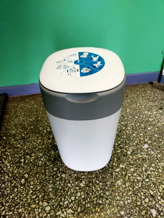 Kosz na zużyte pampers pieluszki Tommee Tippe Twist & Click