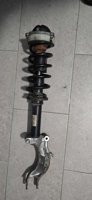 Amortyzator zawieszenia przedni lewy 4K0413031 AG Audi A6 C8