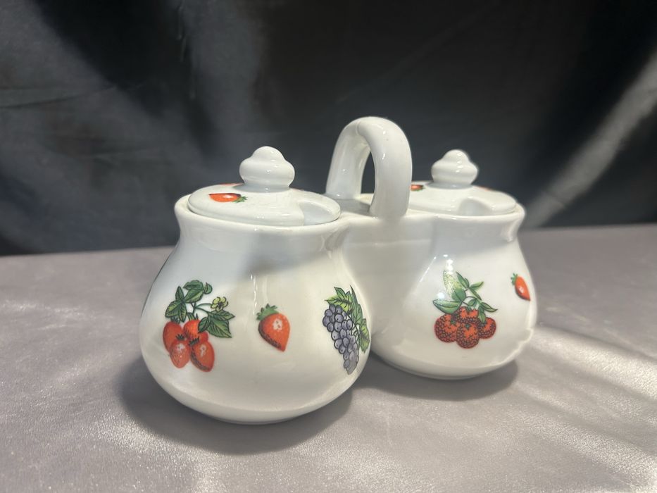 Podwójny Przyprawnik Ceramiczny z Owocowym Motywem