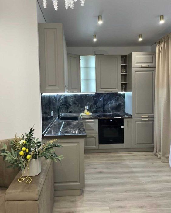 Продам 2 к квартиру в мкр.Академічний 4374