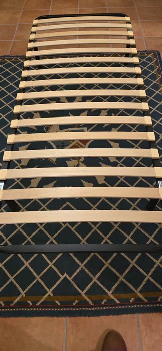 Cama de solteiro 80x200 com colchão