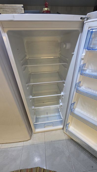 Frigorífico Beko impecável
